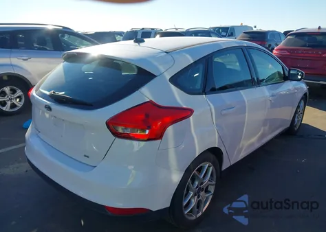 2015 Ford Focus Se z USA, uszkodzony, nr VIN 1FADP3K23FL318527